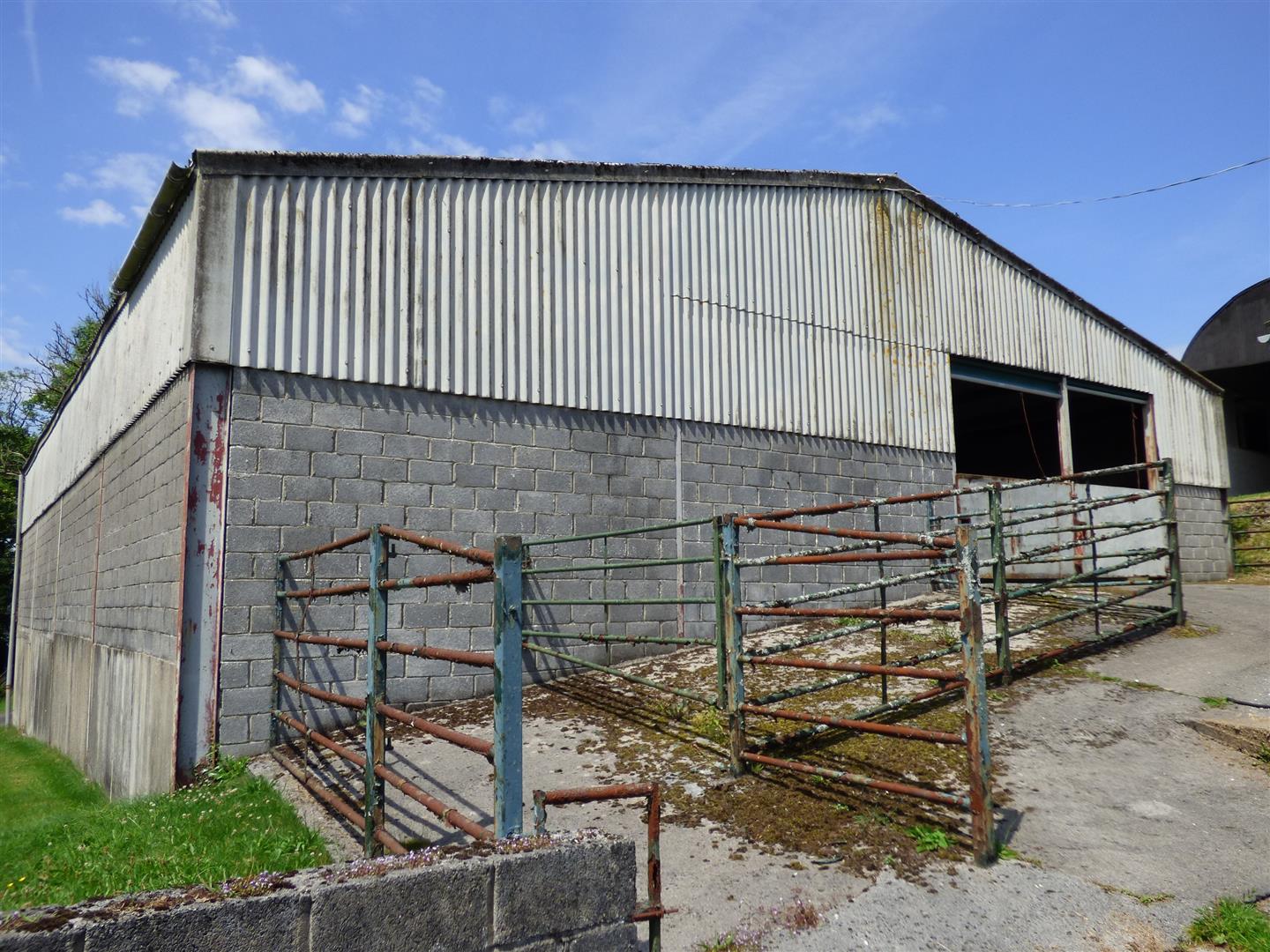 CUBICLES/STOCK SHED